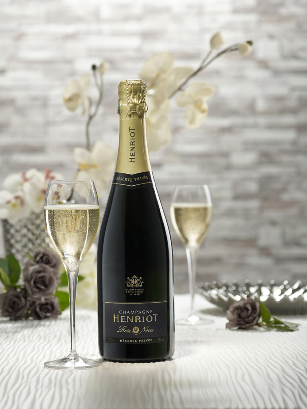 Champagne HENRIOT_ROSE NOIRE_003.jpg