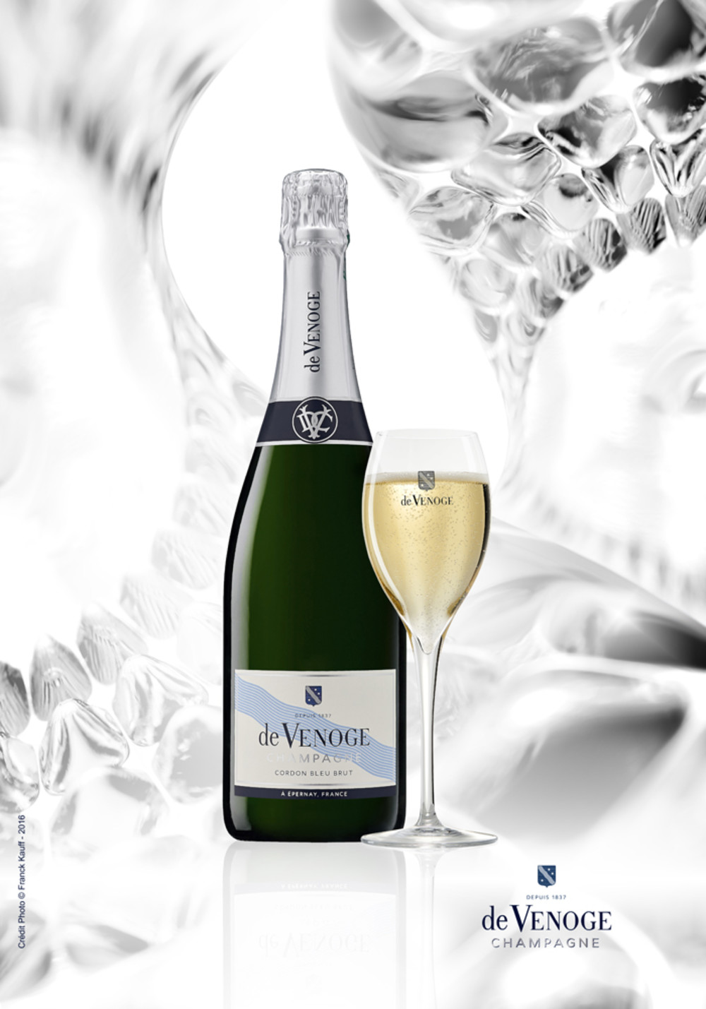 Champagne DeVENOGE_CORDON BLEU BRUT avec flute_PUB_V1.jpg