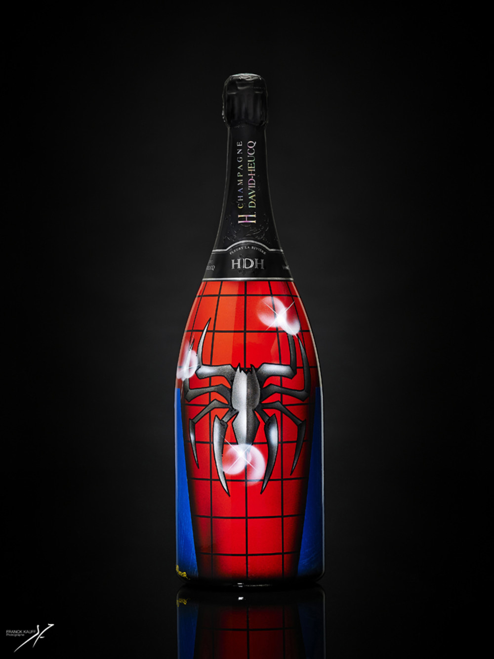 Champagne Henri DAVID-HEUCQ_Magnum_MARVEL_SpidermanA_Designed by Vincent Fenoyer_ROOD COLOR.jpg